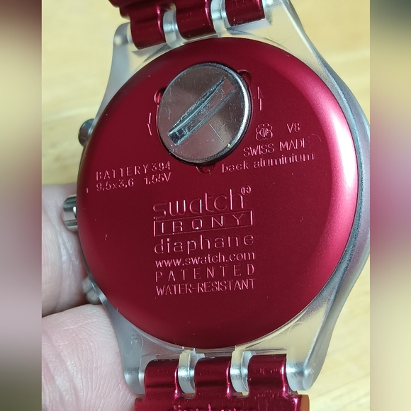 X Swatch Irony Diaphane Ruby red bezel and dial 3 hand movement date 43mm - Picture 8 of 9